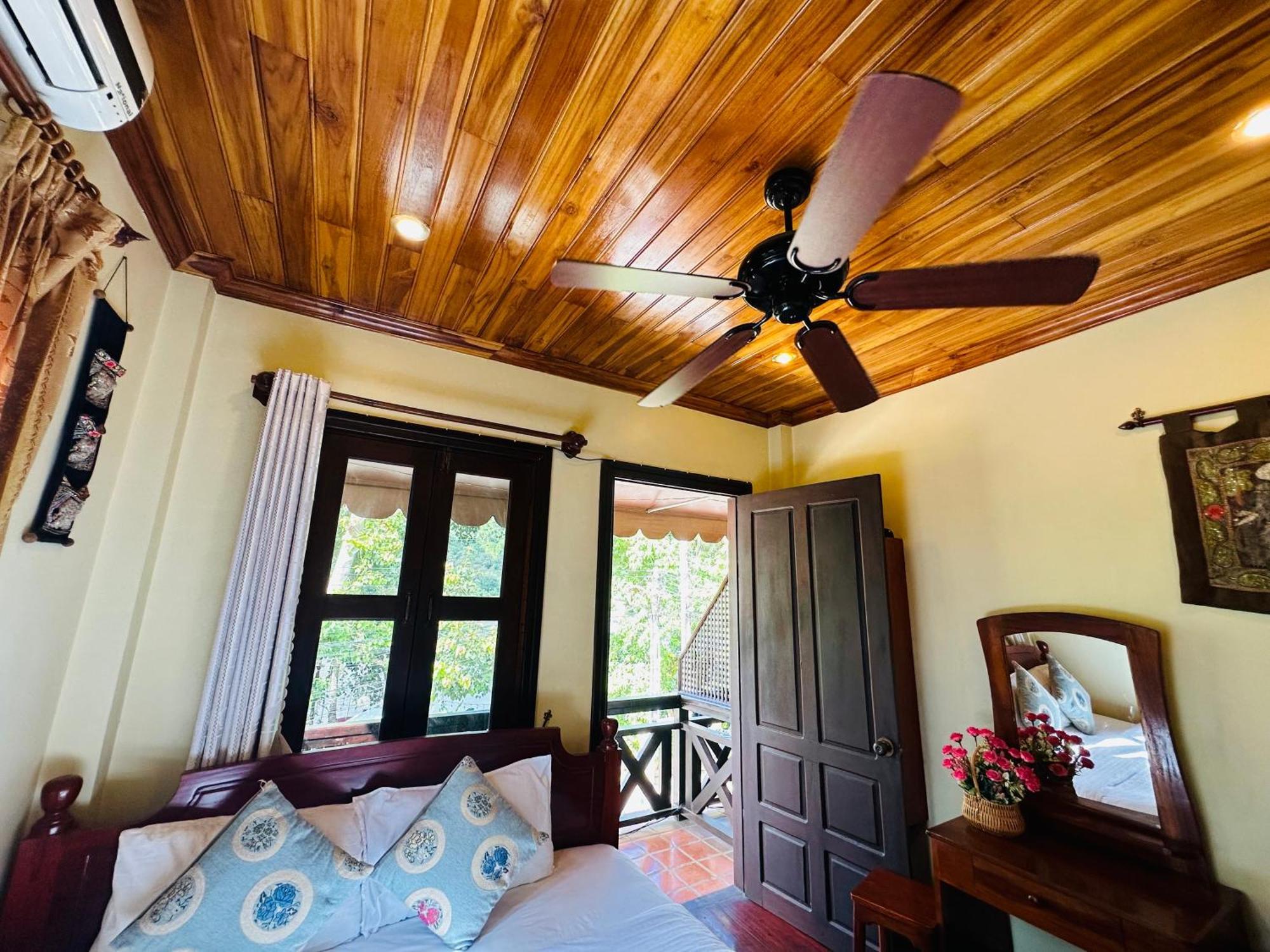 Anisa Mekong Riverside Villa Luang Prabang Exterior foto